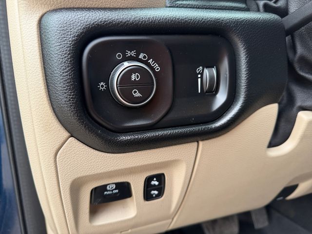 2021 Ram 1500 BIG HORN/LONE STAR | Canton, Ohio | Ohio Auto Warehouse LLC 2021 Ram 1500 BIG HORN/LONE STAR | Canton, Ohio | Ohio Auto Warehouse LLC