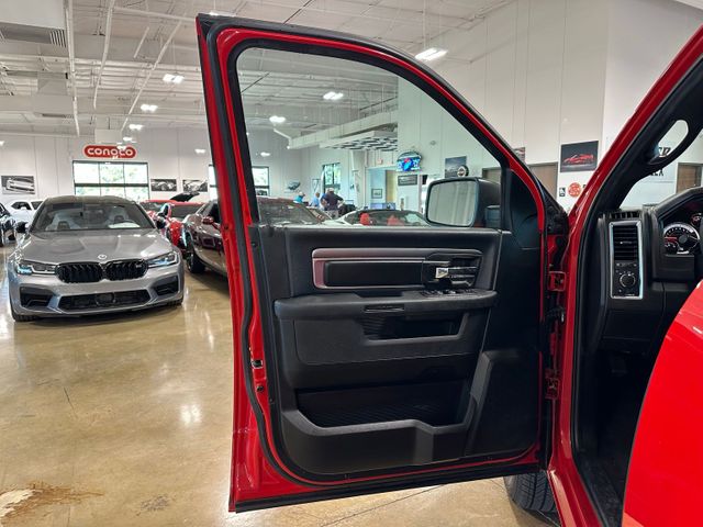 2021 Ram 1500 Classic Warlock 5.7 HEMI V8 Technology Group | Irving, Texas | Hopper Motorplex 2021 Ram 1500 Classic Warlock 5.7 HEMI V8 Technology Group | Irving, Texas | Hopper Motorplex