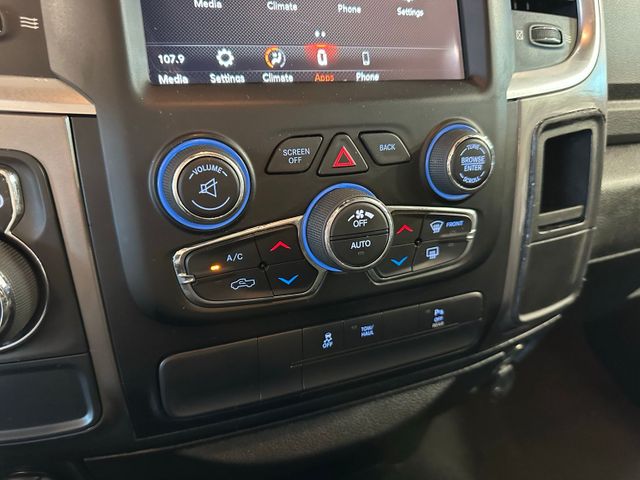 2021 Ram 1500 Classic Warlock 5.7 HEMI V8 Technology Group | Irving, Texas | Hopper Motorplex 2021 Ram 1500 Classic Warlock 5.7 HEMI V8 Technology Group | Irving, Texas | Hopper Motorplex