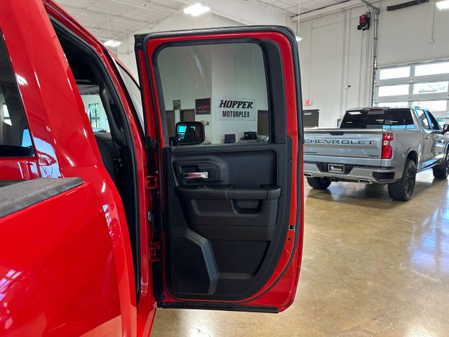 2021 Ram 1500 Classic Warlock 5.7 HEMI V8 Technology Group | Irving, Texas | Hopper Motorplex 2021 Ram 1500 Classic Warlock 5.7 HEMI V8 Technology Group | Irving, Texas | Hopper Motorplex