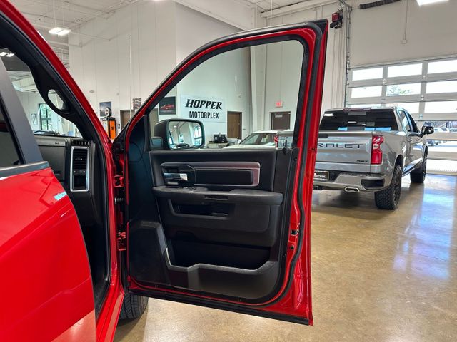 2021 Ram 1500 Classic Warlock 5.7 HEMI V8 Technology Group | Irving, Texas | Hopper Motorplex 2021 Ram 1500 Classic Warlock 5.7 HEMI V8 Technology Group | Irving, Texas | Hopper Motorplex