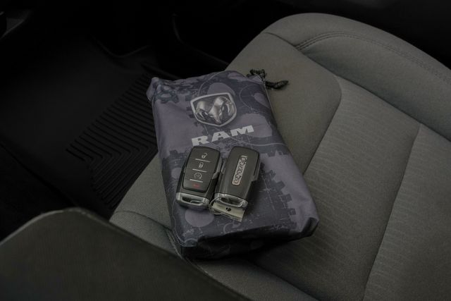 2021 Ram 1500 Big Horn LVL 2 4X4 W/ UPGRADES / SOUTHERN OWNED | Dallas, TX | Rocky Mountain Truck Stop Dallas 2021 Ram 1500 Big Horn LVL 2 4X4 W/ UPGRADES / SOUTHERN OWNED | Dallas, TX | Rocky Mountain Truck Stop Dallas