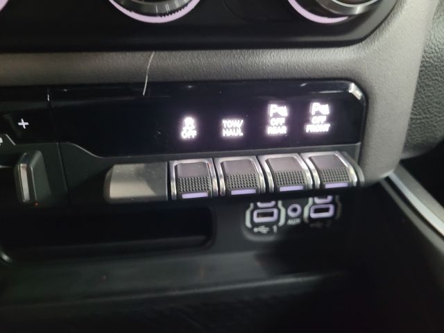 2021 Ram 1500 Big Horn 5.7L V8 Crew - Warranty - Financing - | Dickinson, ND | Autorama Auto Sales and Rentals 2021 Ram 1500 Big Horn 5.7L V8 Crew - Warranty - Financing - | Dickinson, ND | Autorama Auto Sales and Rentals