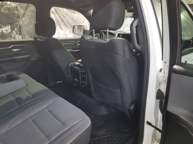 2021 Ram 1500 Big Horn 5.7L V8 Crew - Warranty - Financing - | Dickinson, ND | Autorama Auto Sales and Rentals 2021 Ram 1500 Big Horn 5.7L V8 Crew - Warranty - Financing - | Dickinson, ND | Autorama Auto Sales and Rentals