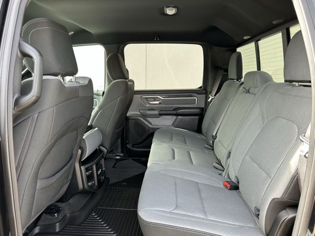 2021 Ram 1500 Big Horn/Lone Star HEMI 5.7 V8 20" Wheels