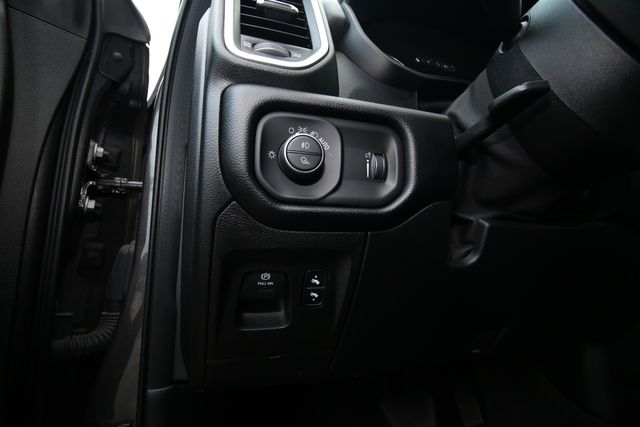 2021 Ram 1500 Lone Star Crew Cab 4x2 5'7" Box | San Antonio, TX | R&amp;L Certified Auto Group