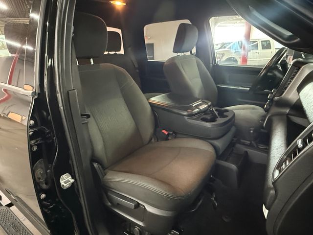 2021 Ram 3500 4X4 DUALLY 6.7L DIESEL 4 NEW TIRES 