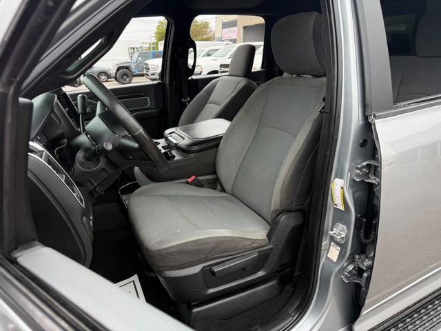 2021 Ram 3500 Big Horn 4x4 Dually Crew Cab 6.7L Cummims