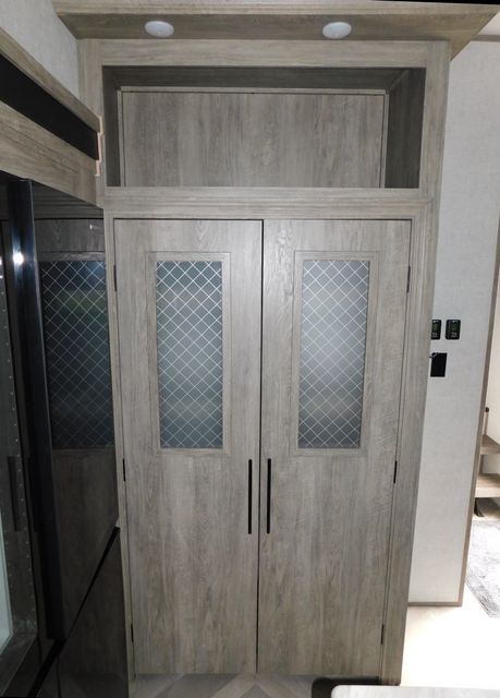 2021 Salem Hemisphere 369BL