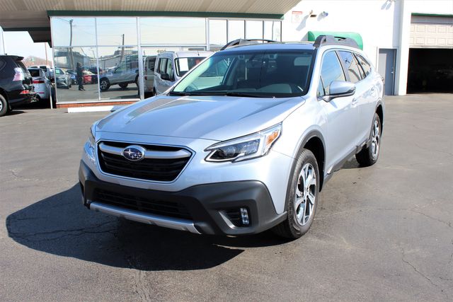 2021 Subaru Outback Limited XT | Granite City, Illinois | MasterCars Company Inc.