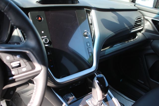 2021 Subaru Outback Limited XT | Granite City, Illinois | MasterCars Company Inc. 2021 Subaru Outback Limited XT | Granite City, Illinois | MasterCars Company Inc.