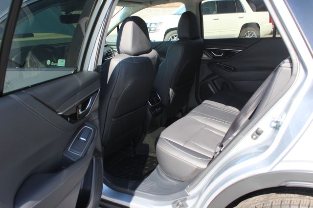 2021 Subaru Outback Limited XT | Granite City, Illinois | MasterCars Company Inc. 2021 Subaru Outback Limited XT | Granite City, Illinois | MasterCars Company Inc.