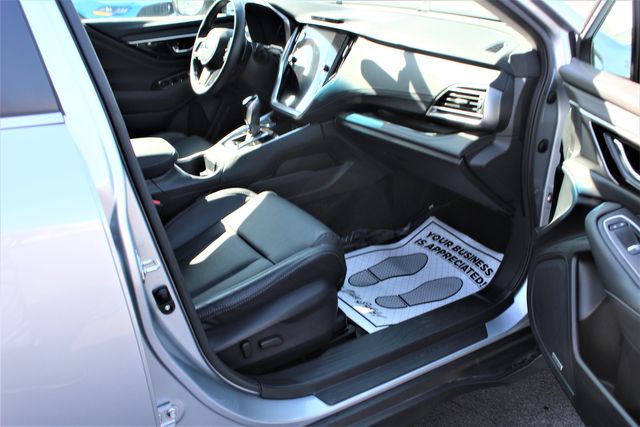 2021 Subaru Outback Limited XT | Granite City, Illinois | MasterCars Company Inc. 2021 Subaru Outback Limited XT | Granite City, Illinois | MasterCars Company Inc.