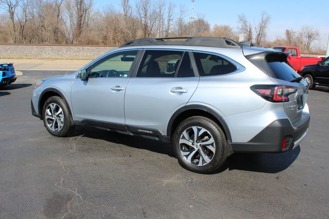 2021 Subaru Outback Limited XT | Granite City, Illinois | MasterCars Company Inc.