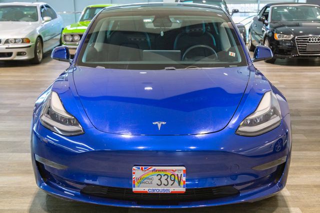 2021 Tesla Model 3 at Autosource, photo 3