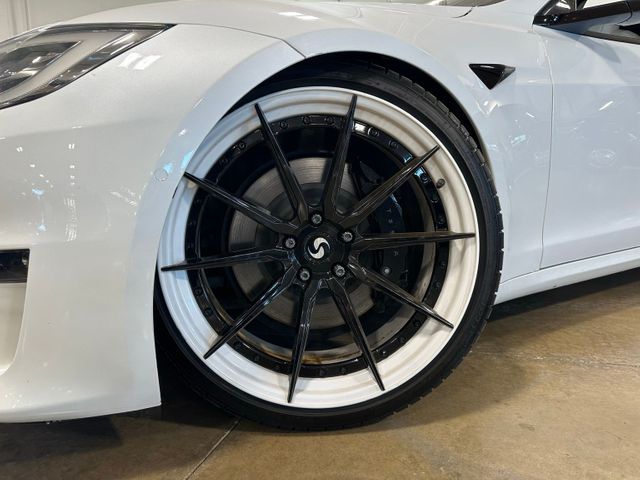 2021 Tesla Model S Plaid