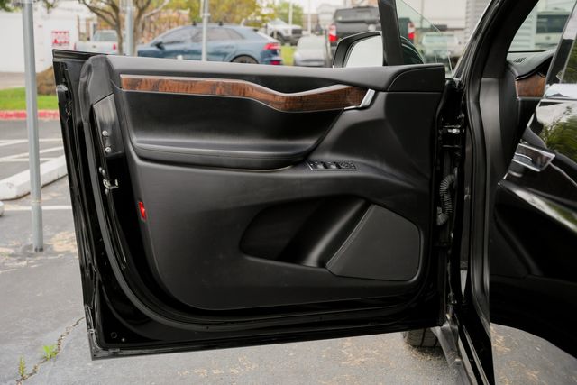 2021 Tesla Model X Long Range Plus AWD 6-PASS / LOADED / CLEAN CARFAX | Austin, TX | Rocky Mountain Truck Stop Austin