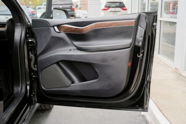 2021 Tesla Model X Long Range Plus AWD 6-PASS / LOADED / CLEAN CARFAX | Austin, TX | Rocky Mountain Truck Stop Austin