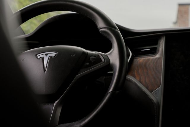 2021 Tesla Model X Long Range Plus AWD 6-PASS / LOADED / CLEAN CARFAX | Austin, TX | Rocky Mountain Truck Stop Austin