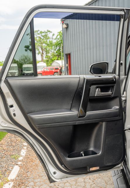 2021 Toyota 4Runner SR5 Premium 4X4 / CLEAN CARFAX W/ UPGRADES | Austin, TX | Rocky Mountain Truck Stop Austin 2021 Toyota 4Runner SR5 Premium 4X4 / CLEAN CARFAX W/ UPGRADES | Austin, TX | Rocky Mountain Truck Stop Austin