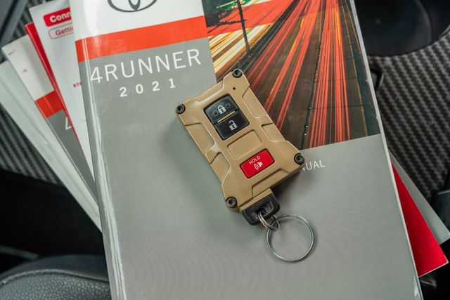 2021 Toyota 4Runner SR5 Premium 4X4 / CLEAN CARFAX W/ UPGRADES | Austin, TX | Rocky Mountain Truck Stop Austin 2021 Toyota 4Runner SR5 Premium 4X4 / CLEAN CARFAX W/ UPGRADES | Austin, TX | Rocky Mountain Truck Stop Austin