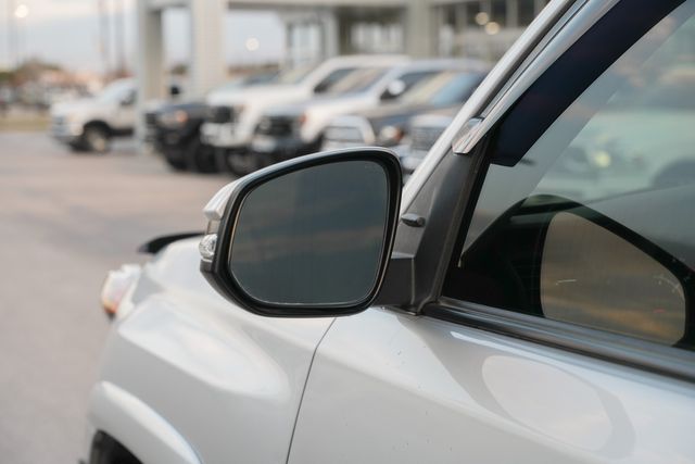 2021 Toyota 4Runner SR5 Premium 4X4 / CLEAN CARFAX W/ UPGRADES | Austin, TX | Rocky Mountain Truck Stop Austin