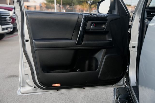 2021 Toyota 4Runner SR5 Premium 4X4 / CLEAN CARFAX W/ UPGRADES | Austin, TX | Rocky Mountain Truck Stop Austin 2021 Toyota 4Runner SR5 Premium 4X4 / CLEAN CARFAX W/ UPGRADES | Austin, TX | Rocky Mountain Truck Stop Austin