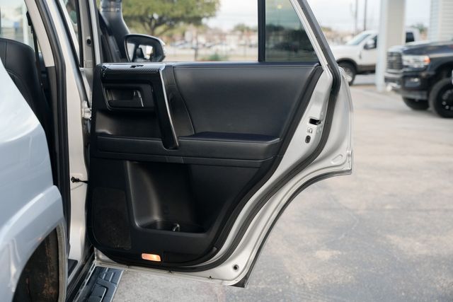 2021 Toyota 4Runner SR5 Premium 4X4 / CLEAN CARFAX W/ UPGRADES | Austin, TX | Rocky Mountain Truck Stop Austin 2021 Toyota 4Runner SR5 Premium 4X4 / CLEAN CARFAX W/ UPGRADES | Austin, TX | Rocky Mountain Truck Stop Austin