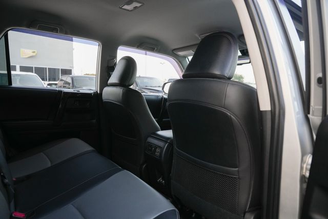 2021 Toyota 4Runner SR5 Premium 4X4 / CLEAN CARFAX W/ UPGRADES | Austin, TX | Rocky Mountain Truck Stop Austin 2021 Toyota 4Runner SR5 Premium 4X4 / CLEAN CARFAX W/ UPGRADES | Austin, TX | Rocky Mountain Truck Stop Austin