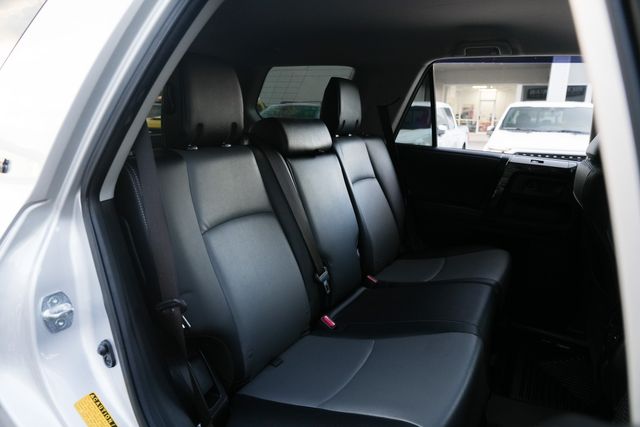 2021 Toyota 4Runner SR5 Premium 4X4 / CLEAN CARFAX W/ UPGRADES | Austin, TX | Rocky Mountain Truck Stop Austin 2021 Toyota 4Runner SR5 Premium 4X4 / CLEAN CARFAX W/ UPGRADES | Austin, TX | Rocky Mountain Truck Stop Austin