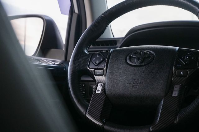 2021 Toyota 4Runner SR5 Premium 4X4 / CLEAN CARFAX W/ UPGRADES | Austin, TX | Rocky Mountain Truck Stop Austin