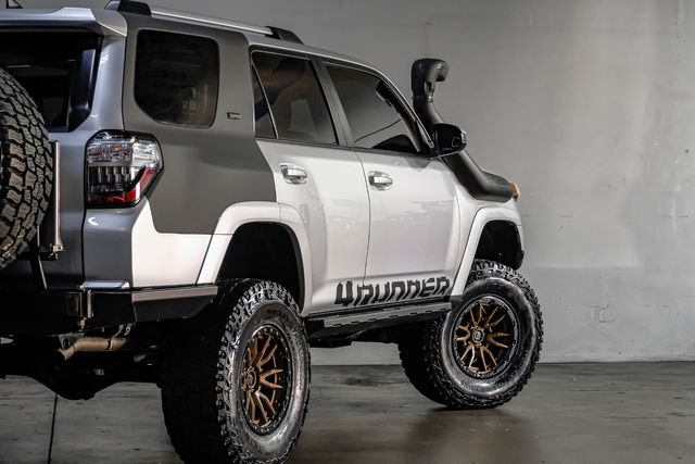 2021 Toyota 4Runner SR5 DOBINSONS LIFT 17" Fuel 35" R/T WARN WINCH TX | Dallas, TX | East Dallas Diesel 2021 Toyota 4Runner SR5 DOBINSONS LIFT 17" Fuel 35" R/T WARN WINCH TX | Dallas, TX | East Dallas Diesel