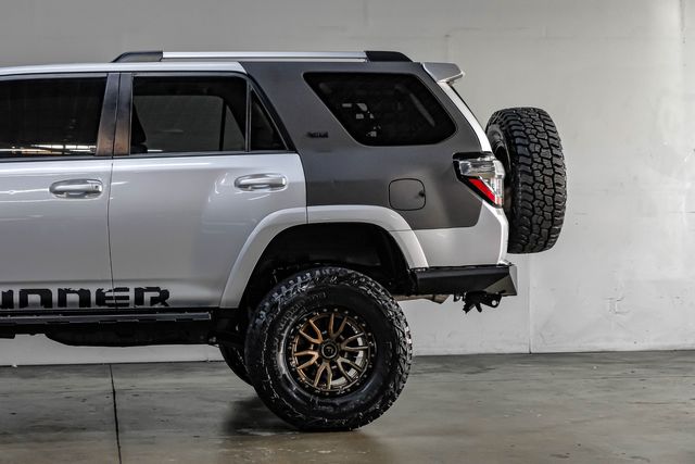 2021 Toyota 4Runner SR5 DOBINSONS LIFT 17" Fuel 35" R/T WARN WINCH TX | Dallas, TX | East Dallas Diesel 2021 Toyota 4Runner SR5 DOBINSONS LIFT 17" Fuel 35" R/T WARN WINCH TX | Dallas, TX | East Dallas Diesel