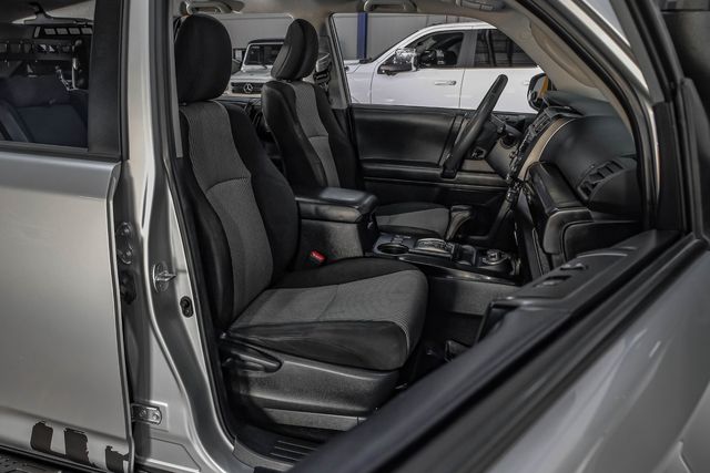 2021 Toyota 4Runner SR5 DOBINSONS LIFT 17" Fuel 35" R/T WARN WINCH TX | Dallas, TX | East Dallas Diesel 2021 Toyota 4Runner SR5 DOBINSONS LIFT 17" Fuel 35" R/T WARN WINCH TX | Dallas, TX | East Dallas Diesel