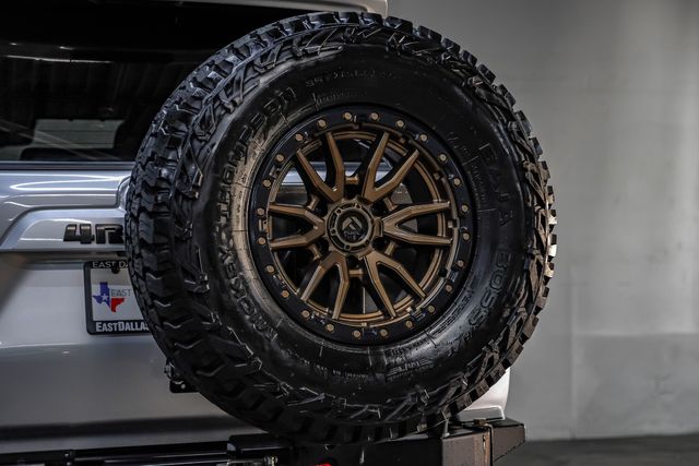 2021 Toyota 4Runner SR5 DOBINSONS LIFT 17" Fuel 35" R/T WARN WINCH TX | Dallas, TX | East Dallas Diesel 2021 Toyota 4Runner SR5 DOBINSONS LIFT 17" Fuel 35" R/T WARN WINCH TX | Dallas, TX | East Dallas Diesel