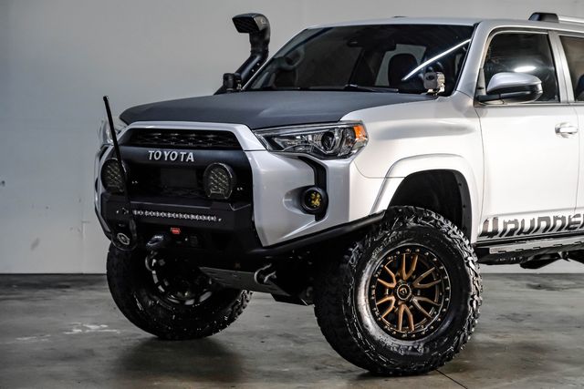 2021 Toyota 4Runner SR5 DOBINSONS LIFT 17" Fuel 35" R/T WARN WINCH TX | Dallas, TX | East Dallas Diesel 2021 Toyota 4Runner SR5 DOBINSONS LIFT 17" Fuel 35" R/T WARN WINCH TX | Dallas, TX | East Dallas Diesel