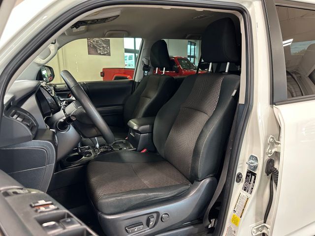 2021 Toyota 4Runner TRD Off-Road