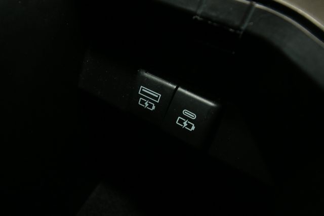 2021 Toyota Camry Hybrid XSE | San Antonio, TX | R&L Certified Auto Group 2021 Toyota Camry Hybrid XSE | San Antonio, TX | R&L Certified Auto Group