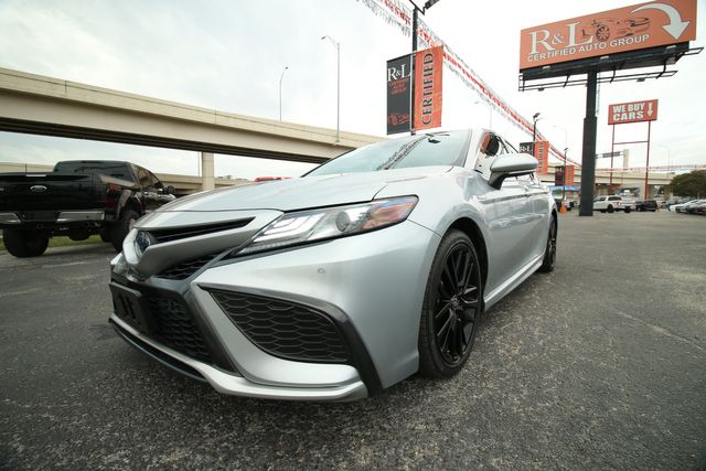 2021 Toyota Camry Hybrid XSE | San Antonio, TX | R&L Certified Auto Group 2021 Toyota Camry Hybrid XSE | San Antonio, TX | R&L Certified Auto Group