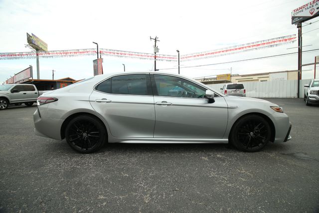 2021 Toyota Camry Hybrid XSE | San Antonio, TX | R&L Certified Auto Group 2021 Toyota Camry Hybrid XSE | San Antonio, TX | R&L Certified Auto Group
