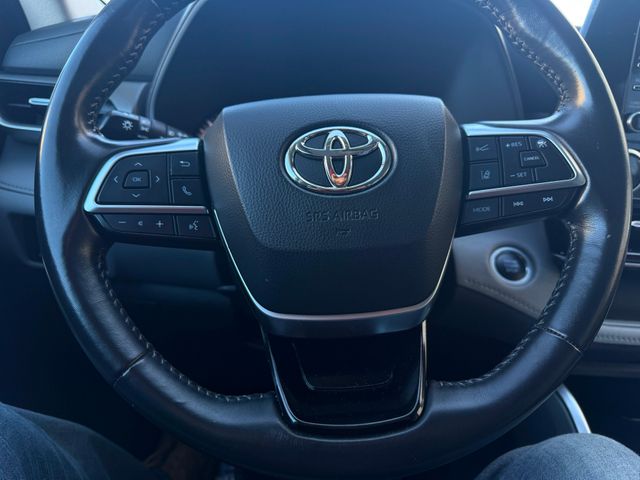 2021 Toyota Highlander LE