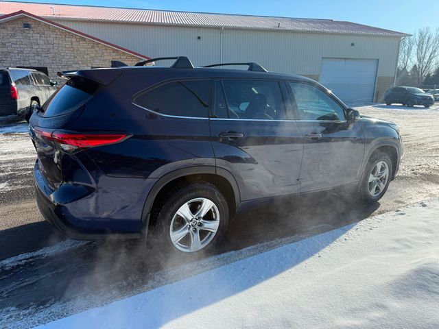 2021 Toyota Highlander LE