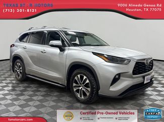 2021 Toyota HIGHLANDER XLE in Houston, TX 77075