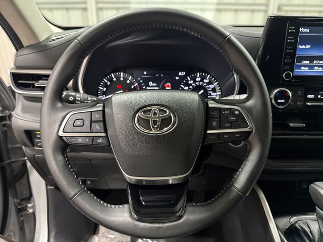 2021 Toyota HIGHLANDER XLE 2021 Toyota HIGHLANDER XLE