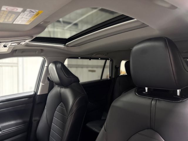 2021 Toyota HIGHLANDER XLE 2021 Toyota HIGHLANDER XLE