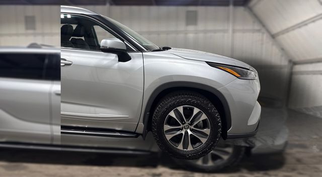 2021 Toyota HIGHLANDER XLE 2021 Toyota HIGHLANDER XLE