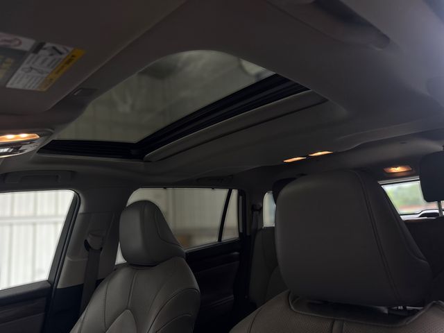 2021 Toyota HIGHLANDER LIMITED | Houston, TX | Texas Star Motors