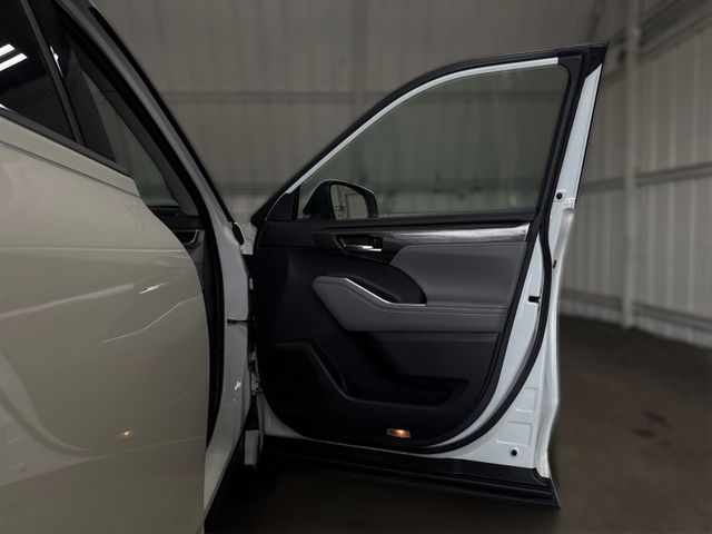 2021 Toyota HIGHLANDER LIMITED | Houston, TX | Texas Star Motors 2021 Toyota HIGHLANDER LIMITED | Houston, TX | Texas Star Motors