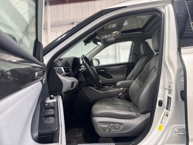 2021 Toyota HIGHLANDER LIMITED | Houston, TX | Texas Star Motors