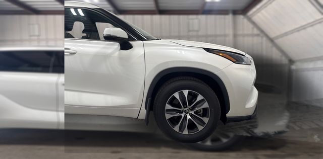 2021 Toyota HIGHLANDER XLE | Houston, TX | Texas Star Motors
